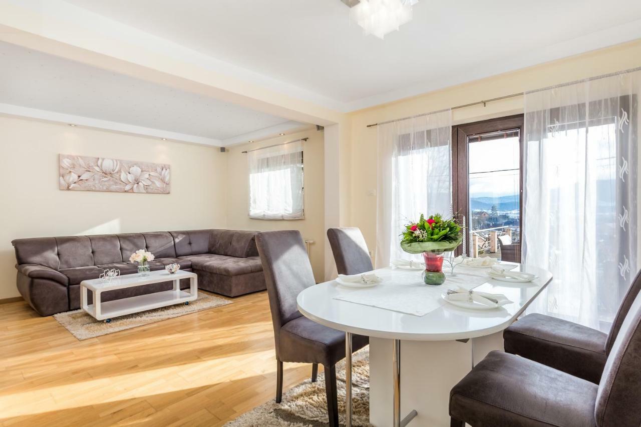 Apartman Javor Lejlighed Otočac Eksteriør billede